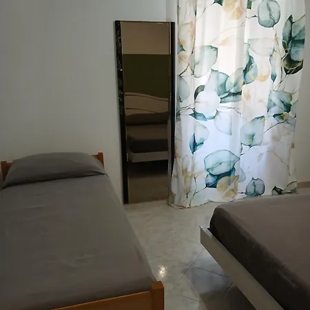 Antares Apartamento *